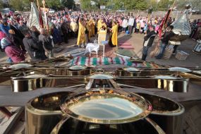 Ceremony of sanctifying of crosses