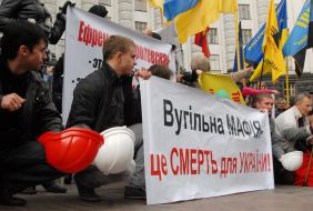 The miners are protesting against the destruction of the industry