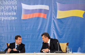 Dmitriy Medvedev and Viktor Yanukovich
