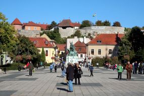 Istvan Dobo Monument