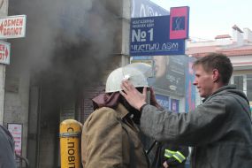 Тушение пожара в торговом комплексе