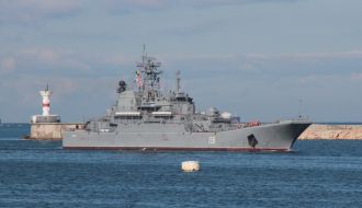 A large landing ship is "Yamal"