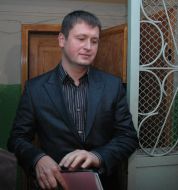 SBU stands near the apartment of Lydia Sokolchenko