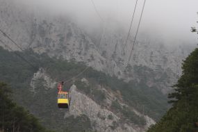 Caravan on the rope road