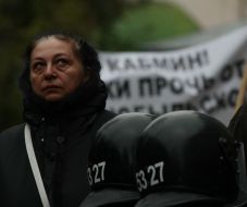 Участница акции протеста