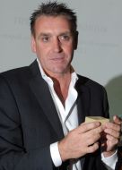 Робін Бравенбовер