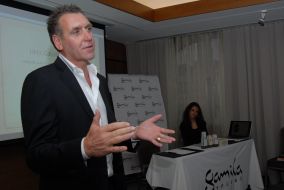 Робін Бравенбовер