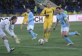 Soccer. FC "Metallist" (Kharkov, Ukraine) vs. FF "Malmo" (Malmo, Sweden)