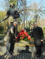 Petr Simonenko and Aleksandr Komnatskiy