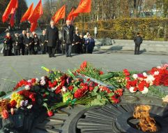 Petr Simonenko and Aleksandr Komnatskiy