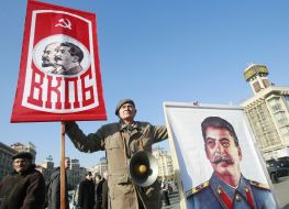 Communists celebrate the anniversary of the October Revolution