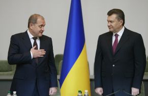 Viktor Yanukovich and Anatoliy Mogilev 