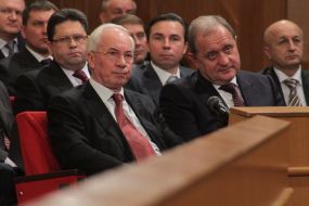 Anatoliy Mogilev and Nikolay Azarov