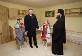Віктор Янукович та Михайло Жар т