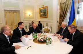 Леонид Кучма, Николай Азаров и Владимир Андреев