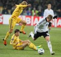 Anatoliy Timoshchuk and Toni Kroos