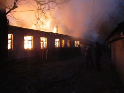 Пожар в жилом доме барачного типа