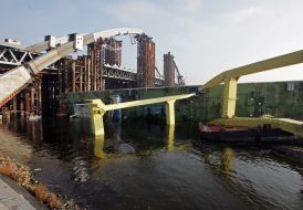 Fallen into the Dnepr crane