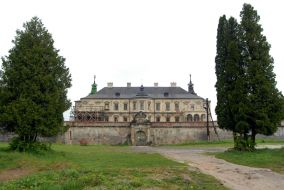 General view of the Podhorecki Castle