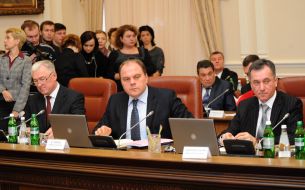 Aleksandr Anischenko, Mihail Kulinyak and Nikolay Romanov 