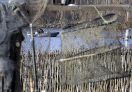 Withdrawn poaching fishing seine