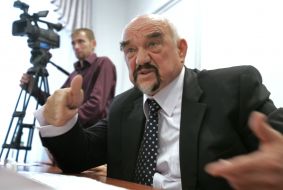 Игорь Смирнов