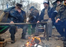 Chernobyl's victims continue hunger strike