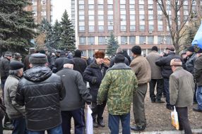 Chernobyl's victims continue hunger strike