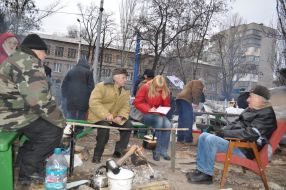Chernobyl's victims continue hunger strike