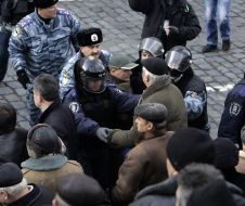 Бойцы спецподразделения "Беркут"