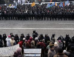 Бойцы спецподразделения "Беркут"