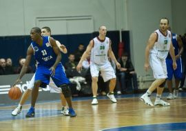 Шон Кінг, Георгій Кондрусевич та Річард Томас Гуінн