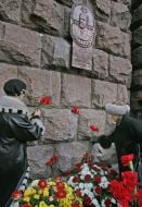 A plaque in honor of Faberge