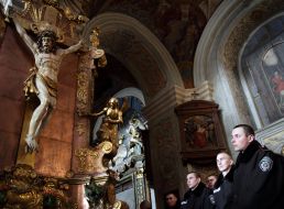 The soldiers at the public liturgy