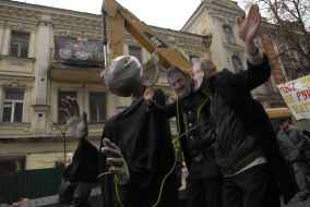 Participants of March of defenders of Kiev