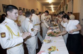 Шведський стіл