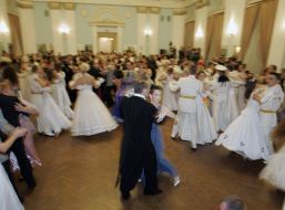 Григорій Чапкіс на балу