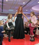 Alexandra Britan with his daughter Anastasiya and Sophiya Andriyenko