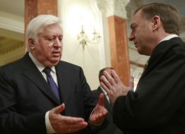 Viktor Pshonka and Aleksandr Lavrinovich