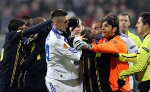 The fight between Yevgeniy Khacheridi and Oleg Gusev