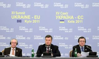 Herman van Rompuy, Victor Yanukovich and Jose Manuel Barroso