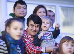 Воспитатели и дети