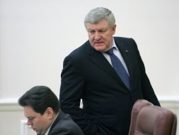 Konstantin Efimenko and Mihail Yezhel