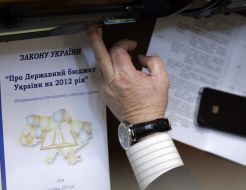 People's deputy votes