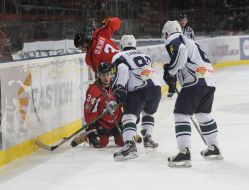 Хокей. ХК «Донбас» (Донецьк, Україна) - ХК «Титан» (Клін, Росія)