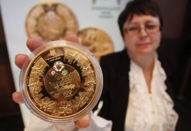 Пам'ятна монета, присвячена Євро-2012