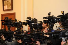 Представители СМИ