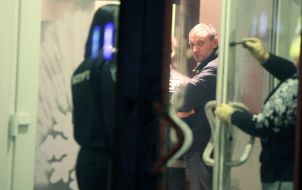 Judge removes fingerprints