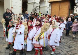 Christmas procession with the star