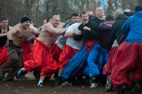 Ancient Cossack battle "wall to wall"